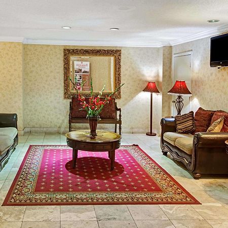 Ramada Overland Park Mission Extérieur photo