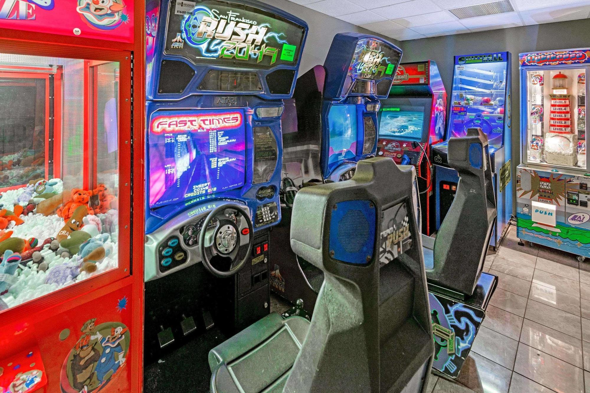 Ramada Overland Park Mission Extérieur photo